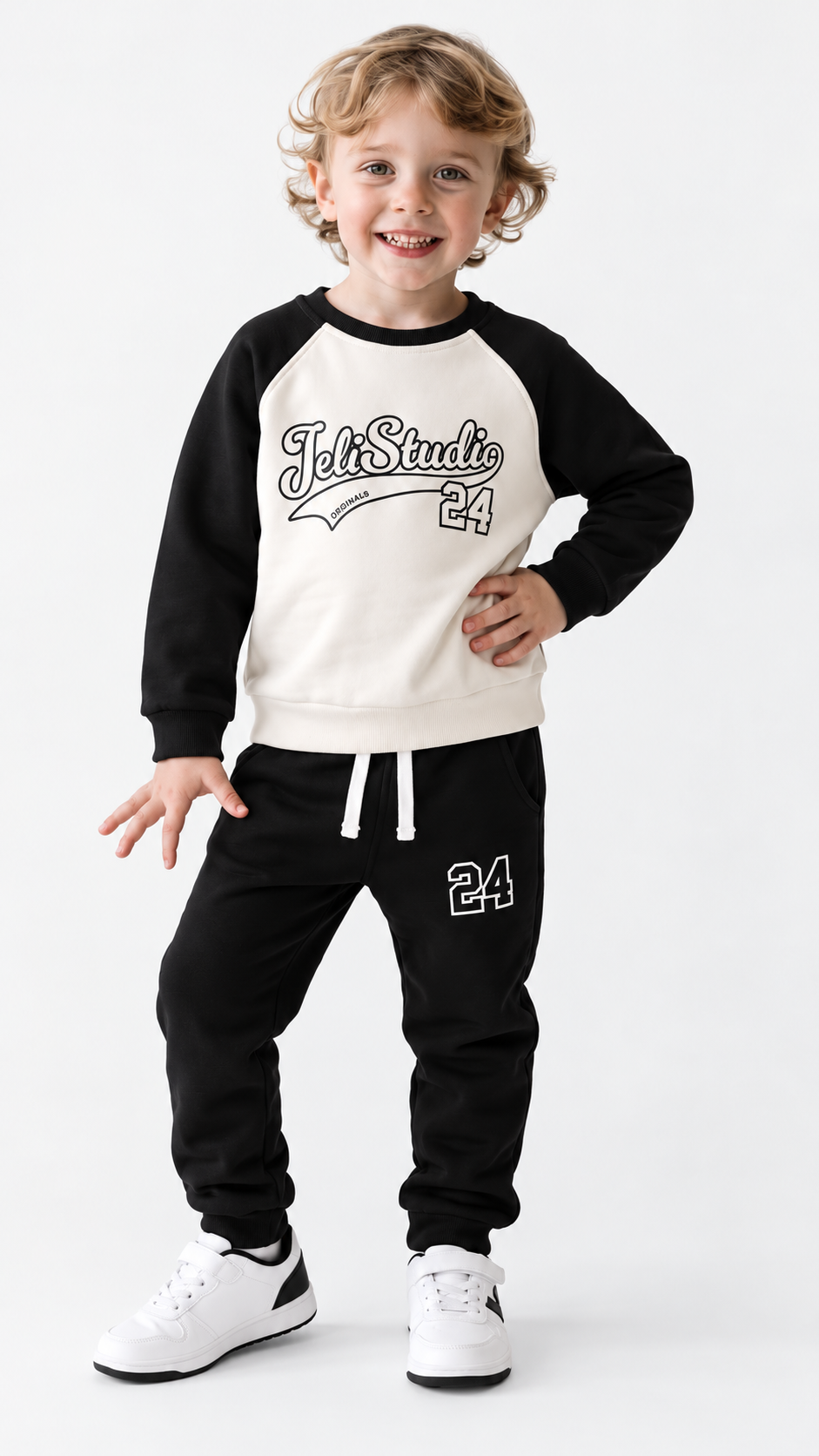 Jeli Studio 24 - Black Fleece Set