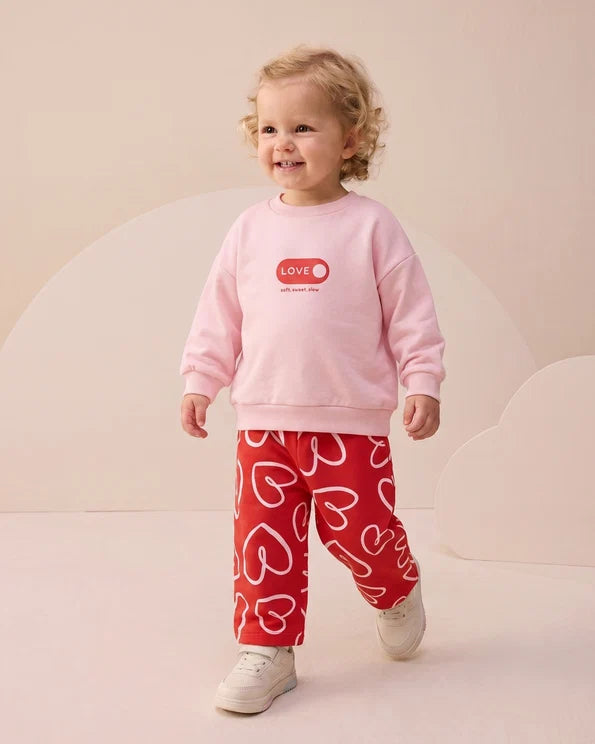 Girls LOVE Sweatshirt & Hearts Pant