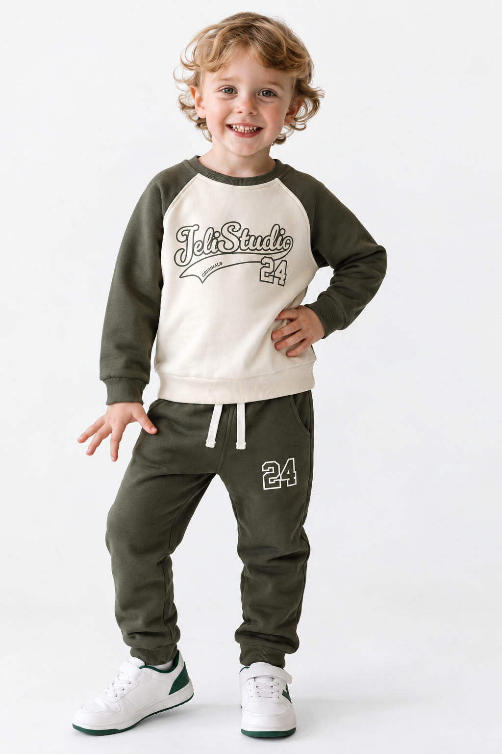 Jeli Studio 24 - Olive green fleece set