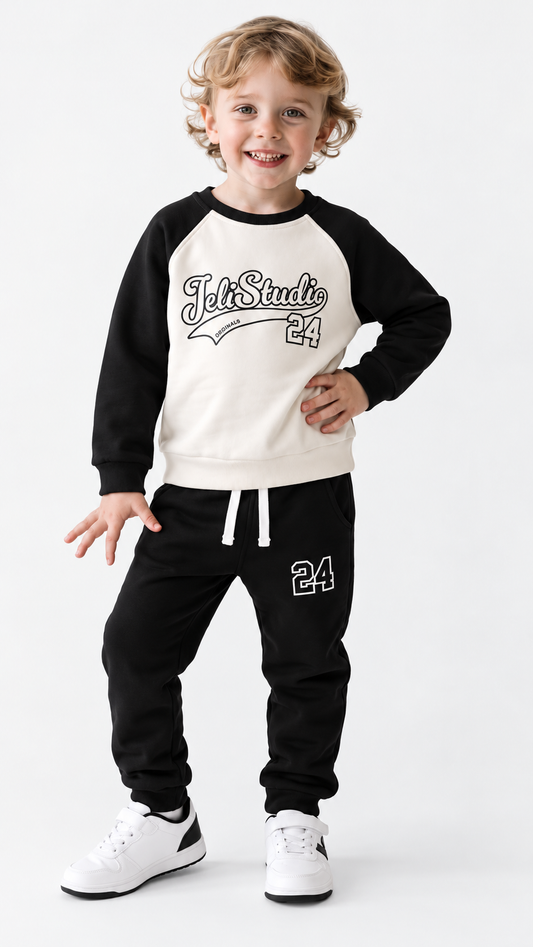 Jeli Studio 24 - Black Fleece Set